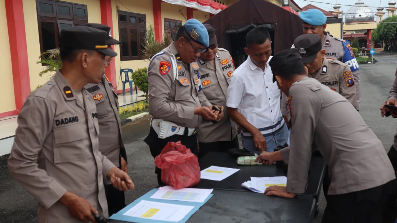 Polresta Deli Serdang Lakukan Pengecekan Senjata Api Personil