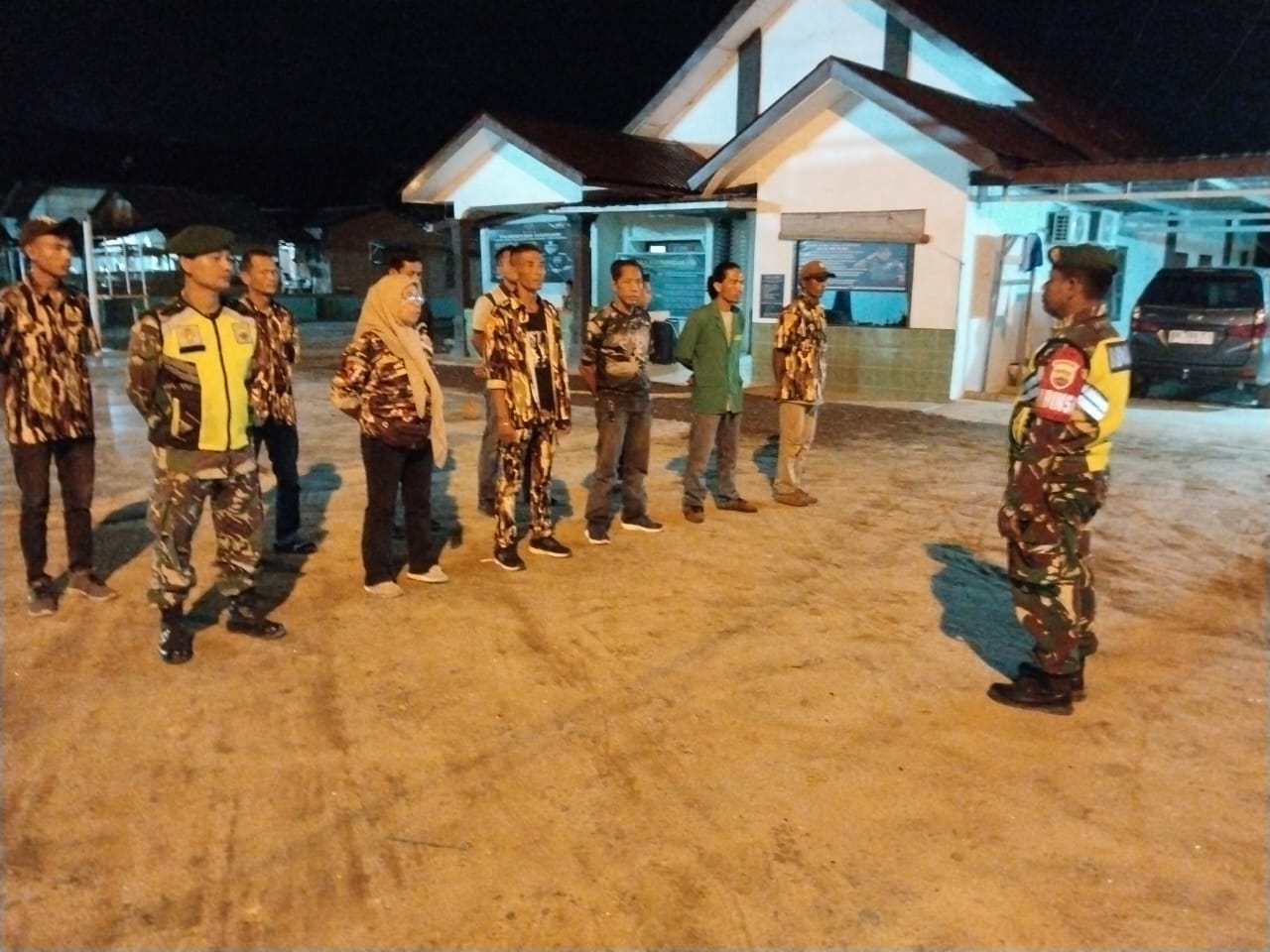 Koramil 19/BP Kodim 0204 Patroli Pos Kamling Bersamaan Ormas FKPPI Dan Ansor