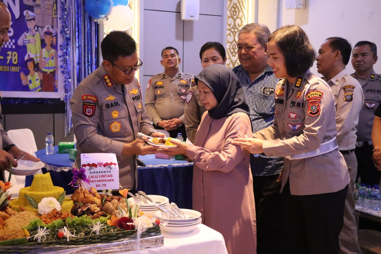 Plt.Kapolrestabes Medan Hadiri Syukuran HUT Lantas Bhayangkara ke-70, Lalu Lintas Moderen Yang Berkeselamatan Menuju Indonesia Emas