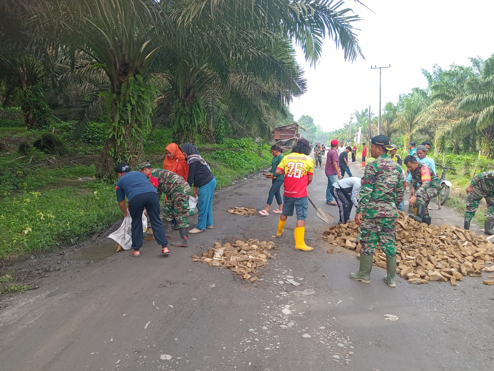 Koramil 19/BP Kodim 0204 Deli Serdang Giat Bakti Teritorial Prima Dalam Rangka HUT TNI Ke-80 Tahun 2025