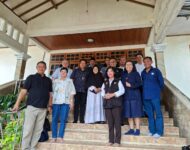 Kunjungan KOMHAK KWI ke Ponpes Al Hidayah, Purwokerto: WAJAH CERIA ITU MELUKISKAN PRIBADI PENGASUHNYA