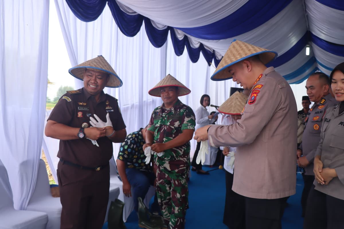 Polresta Deli Serdang Gelar Giat Penanaman Jagung Serentak Kuartal IV Guna Tingkatkan Swasembada Pangan