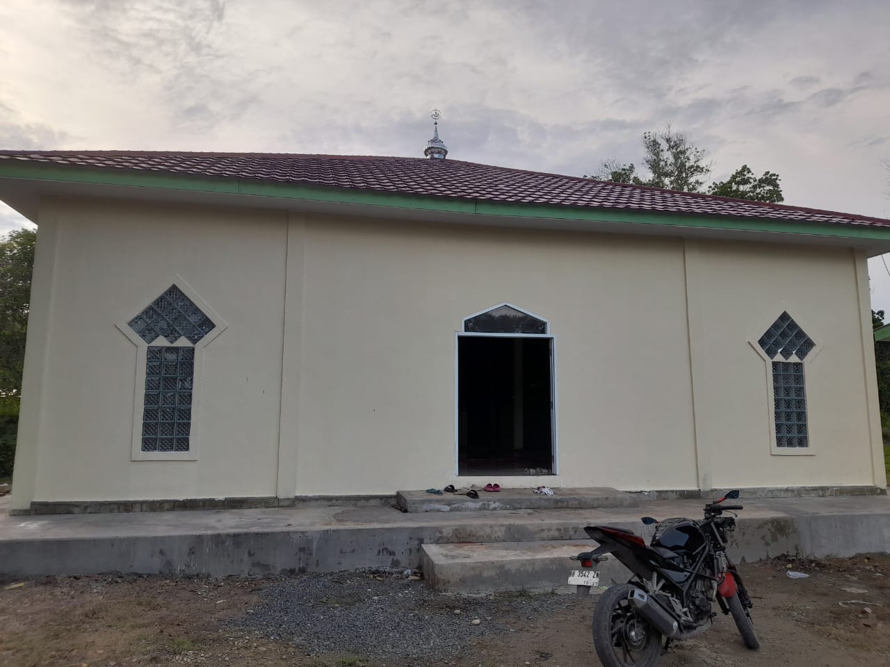 Dinas PUPR Perkim Ogan Ilir Melakukan Penyelesaian Pembangunan Masjid RAUDHTUL MUTTAQIN