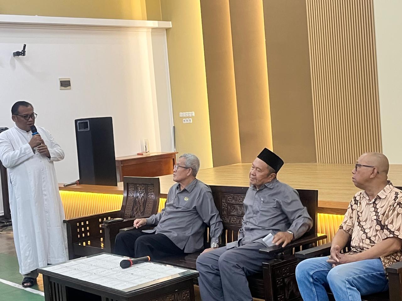 FKUB Palembang Perkuat Kerukunan Umat Beragama Melalui Kunjungan Rutin ke Rumah Ibadah FKUB Palembang Perkuat Kerukunan Umat Beragama Melalui Kunjungan Rutin ke Rumah Ibadah