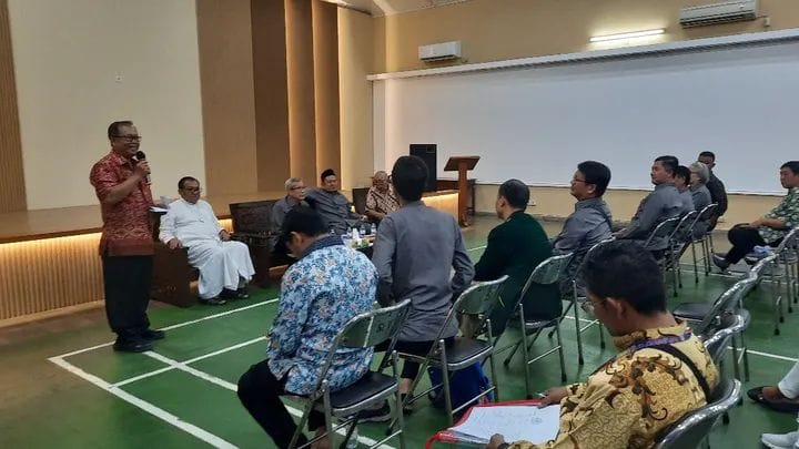 FKUB Palembang Perkuat Kerukunan Umat Beragama Melalui Kunjungan Rutin ke Rumah Ibadah FKUB Palembang Perkuat Kerukunan Umat Beragama Melalui Kunjungan Rutin ke Rumah Ibadah