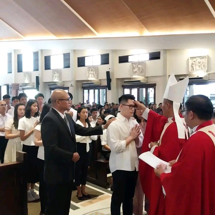 Mgr. Yohanes Harun Yuwono: Gereja Mengajak Kita Menjadi Saksi -Saksi Hidup Dari Allah Yang Tidak Kelihatan Mgr. Yohanes Harun Yuwono: Gereja Mengajak Kita Menjadi Saksi -Saksi Hidup Dari Allah Yang Tidak Kelihatan