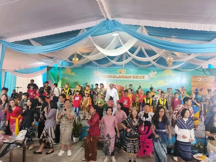 HUT ke – 8 Gedung Serbaguna Santo Louis: Merangkul Keberagaman Budaya, dan Bekerja Sama Demi Kemuliaan Tuhan