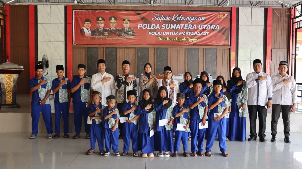 Polresta Deli Serdang Gelar Safari Kebangsaan Dengan Tema "Doa Polri Untuk Negeri" Polresta Deli Serdang Gelar Safari Kebangsaan Dengan Tema "Doa Polri Untuk Negeri"