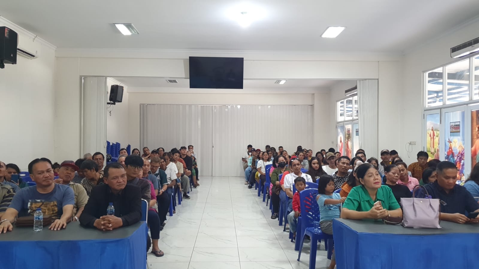 98 Resolution Network Bagikan Paket Banpres Tali Kasih Natal untuk Masyarakat Rentan Ekonom di Berbagai Daerah 98 Resolution Network Bagikan Paket Banpres Tali Kasih Natal untuk Masyarakat Rentan Ekonom di Berbagai Daerah