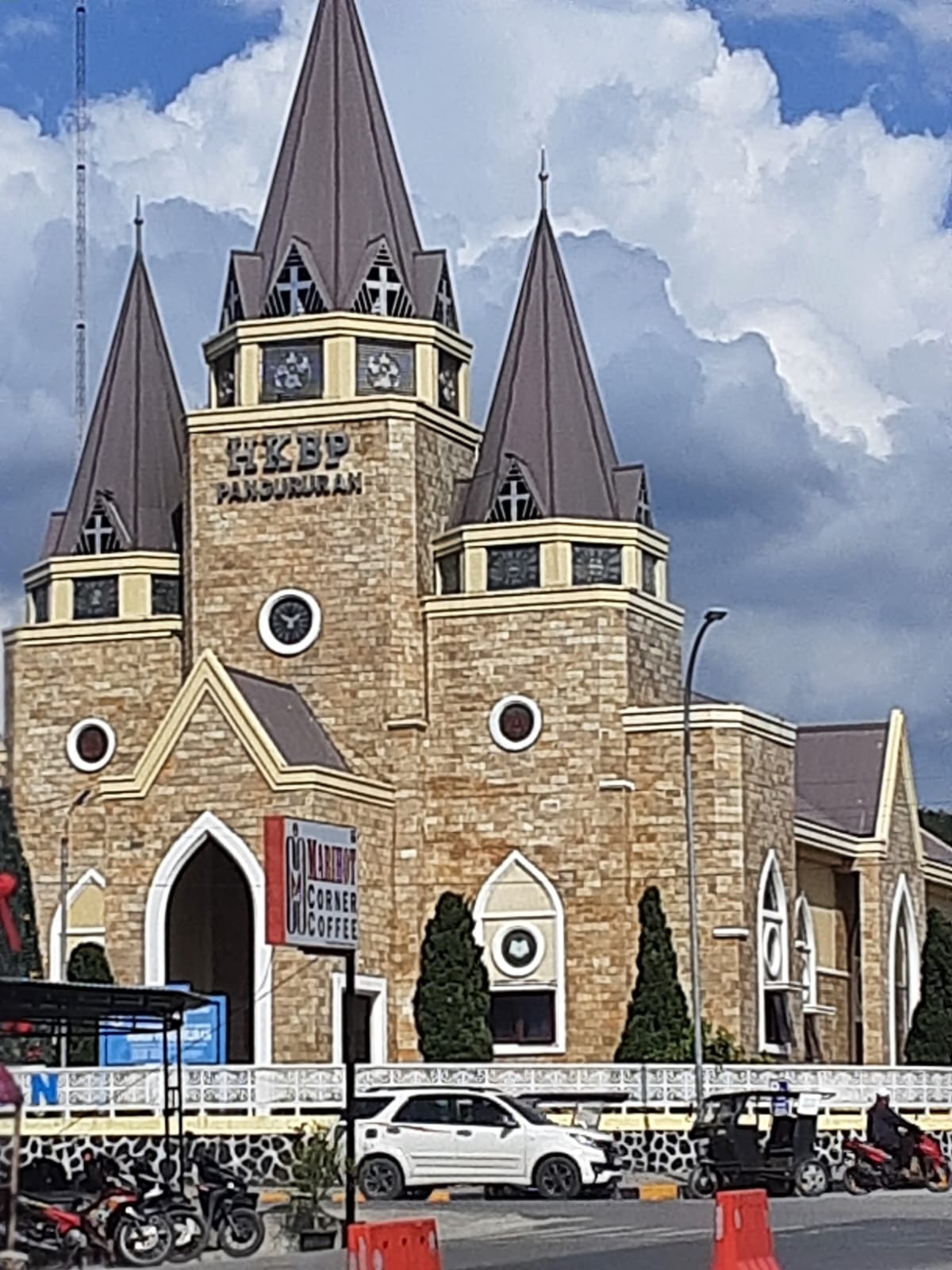 HKBP PANGURURAN GAREJA BOLON AKAN KOSONGKAN LAHAN MILIK PADA 15 JANUARI 2026 HKBP PANGURURAN GAREJA BOLON AKAN KOSONGKAN LAHAN MILIK PADA 15 JANUARI 2026