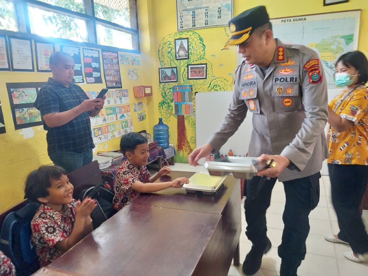 Polresta Deli Serdang Launching SPPG di Lubuk Pakam Wujudkan Dukungan Polri Terhadap Generasi Sehat