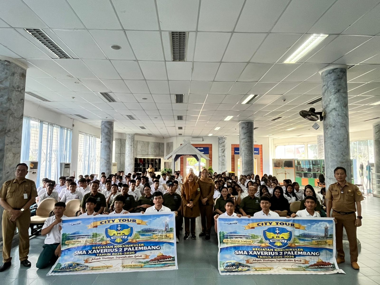 Bukan Sekadar Wisata, SMA Xaverius 2 Palembang Dalam Kunjungan Edukatif Lintas Sejarah dan Teknologi Jadikan Ikon Kota Sebagai Ruang Kelas Kontekstual