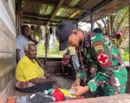 Pelayanan Kesehatan Dari Satgas Yonif 123/RAJAWALI Sampai ke Daerah Terpencil di Kabupaten Mappi