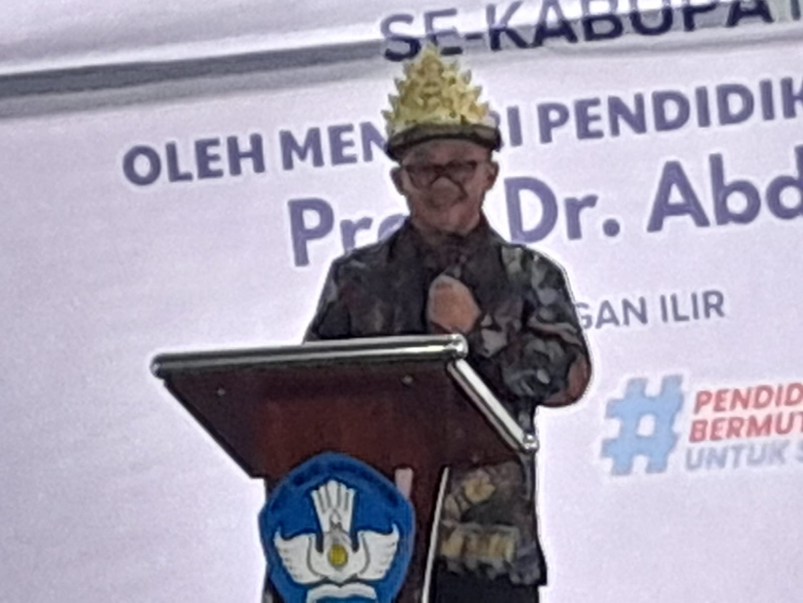 Sekda Ogan Ilir Dampingi Mendikdasmen Dalam Rangka Peresmian Revitalasi Di Dipusatkan di SMA 1 Indralaya Sekda Ogan Ilir Dampingi Mendikdasmen Dalam Rangka Peresmian Revitalasi Di Dipusatkan di SMA 1 Indralaya