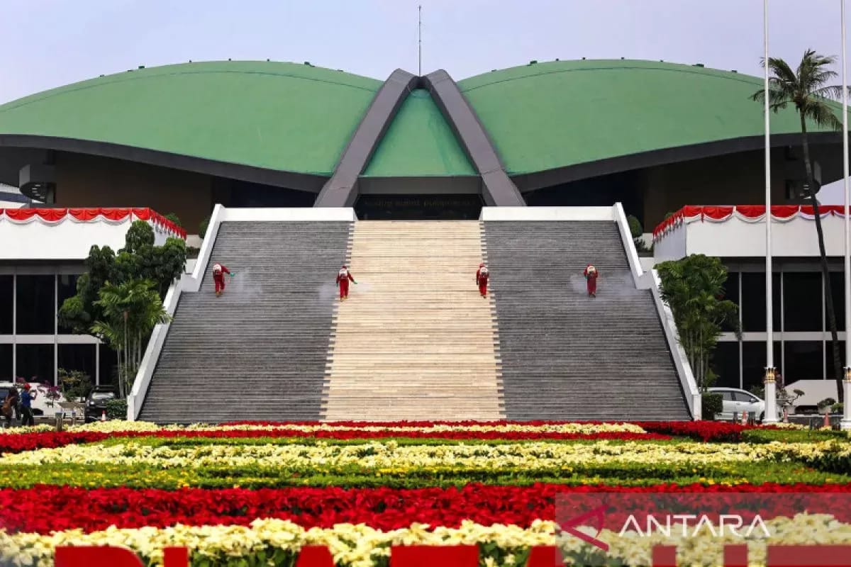 Peran dan Kewenangan MPR dan DPR RI Pada Era Orde Lama, Orde Baru dan Orde Reformasi
