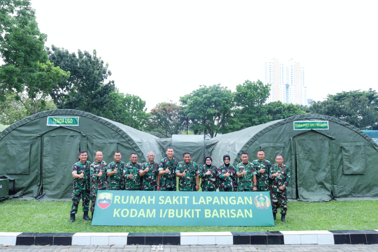 Pangdam I/BB Tinjau Simulasi Gelar Rumah Sakit Lapangan Di Makodam I/BB Pangdam I/BB Tinjau Simulasi Gelar Rumah Sakit Lapangan Di Makodam I/BB