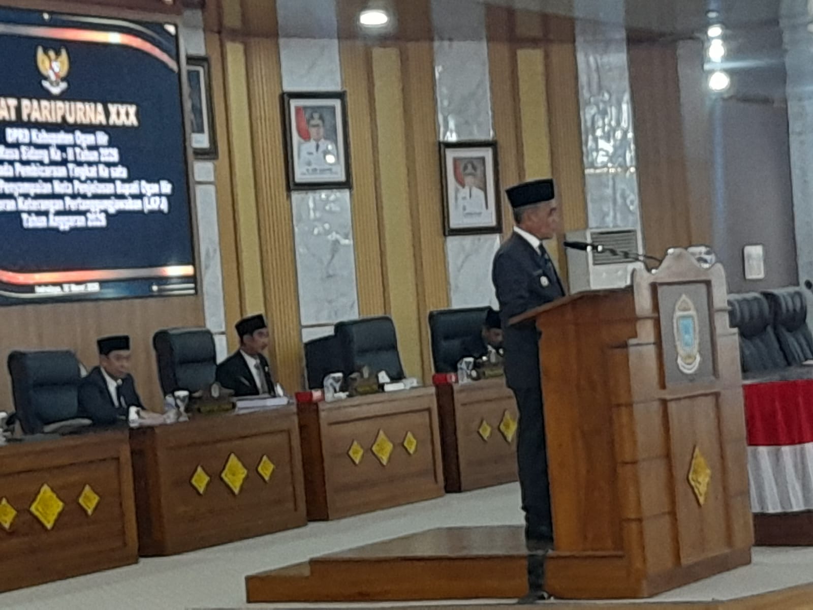 DPRD Ogan Ilir dari Fraksi Nasdem, Basri M Zahri, Meminta Kepada Pemerinta Ogan ilir Agar Memperhatikan Lahan Petani Kekeringan.