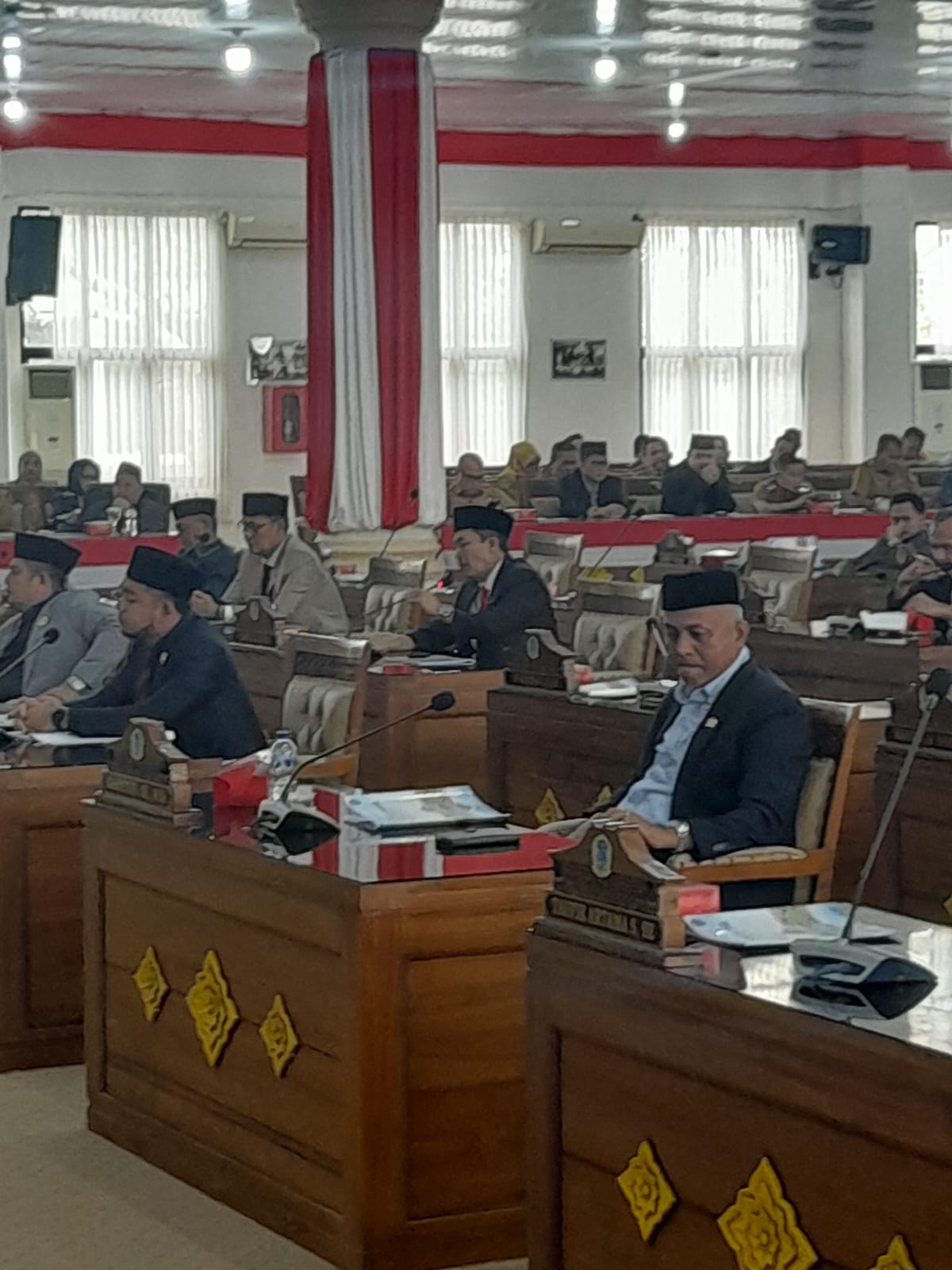 DPRD Ogan Ilir dari Fraksi Nasdem, Basri M Zahri, Meminta Kepada Pemerinta Ogan ilir Agar Memperhatikan Lahan Petani Kekeringan.