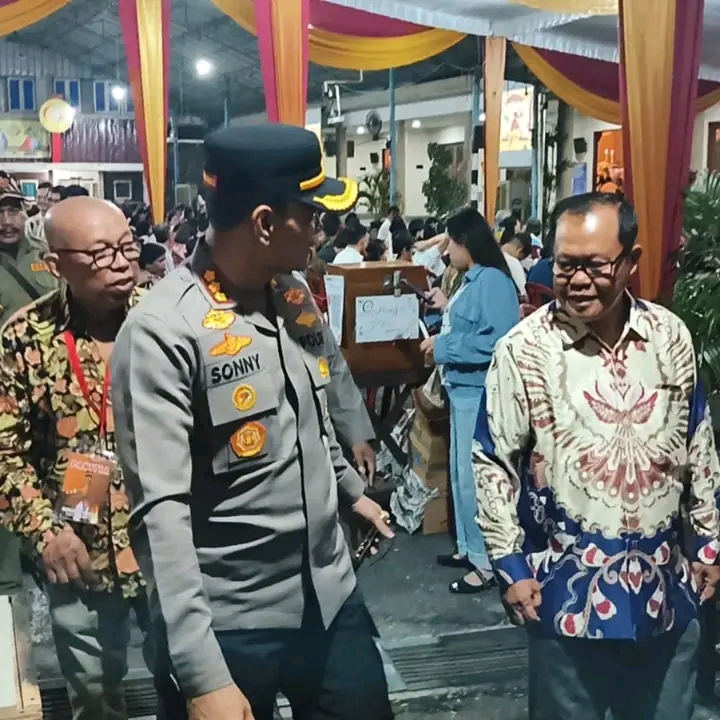 Sambangi Gereja St. Yoseph, Kapolrestabes Palembang dan Ormas Keagamaan Kompak Jaga Khidmat Malam Vigili Paskah