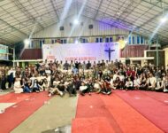 Salib KAPal Youth Day 2026 Tiba  Gereja St Yoseph Palembang: Simbol Semangat dan Pembaruan Iman Kaum Muda