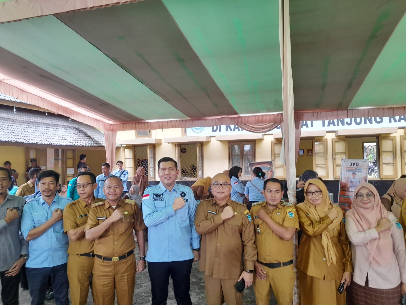 Dinkes Berkaborasi Dengan Kajari Ogan Ilir Sapa Masyarakat Melalui Program Jaksa Menyapa Dinkes Berkaborasi Dengan Kajari Ogan Ilir Sapa Masyarakat Melalui Program Jaksa Menyapa