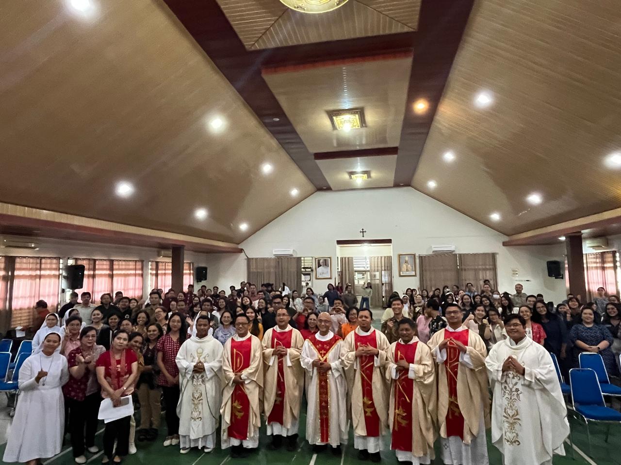 Rayakan Paskah Bersama, UKMC Perkuat Sinergi dan Semangat "Veritas Et Scientia Nobis Lumen"