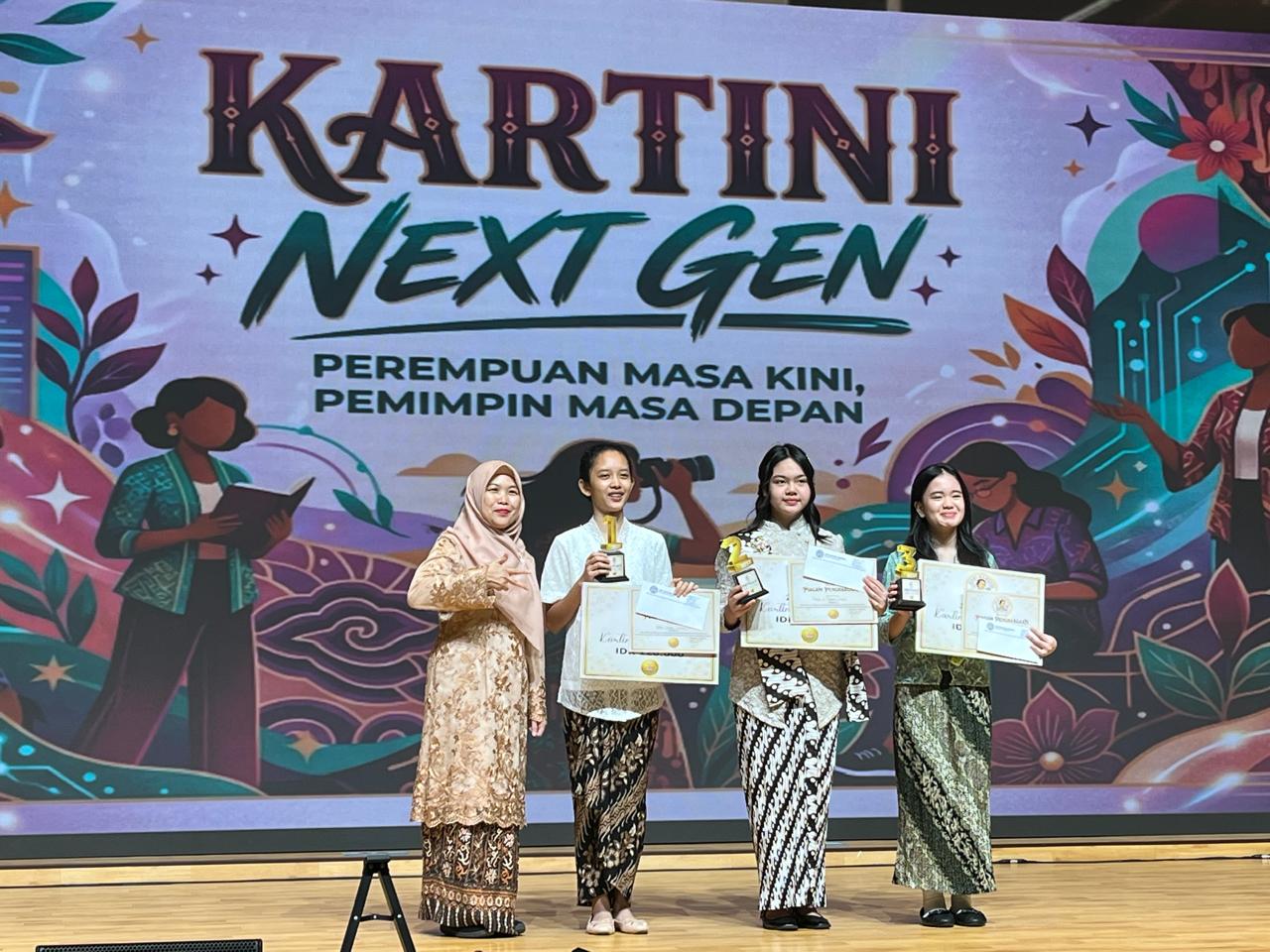 Peringati Hari Kartini, SMP Kusuma Bangsa Palembang Tanamkan Semangat Juang dan Kesetaraan Lewat Literasi Budaya