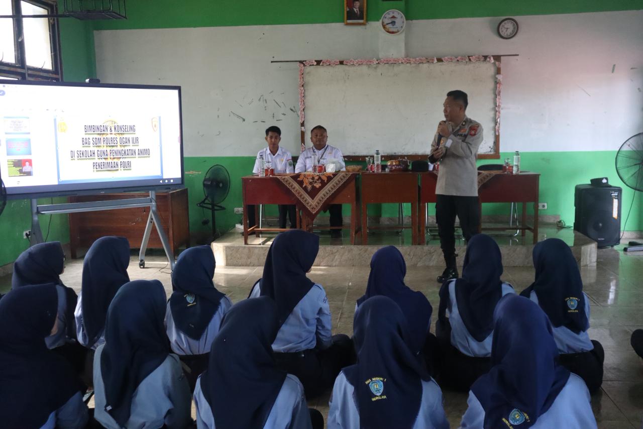 “BISMILLAH” Bag SDM Polres Ogan Ilir Hadir di Sekolah, Bentengi Pelajar dari Kenakalan Remaja dan Bahaya Narkoba