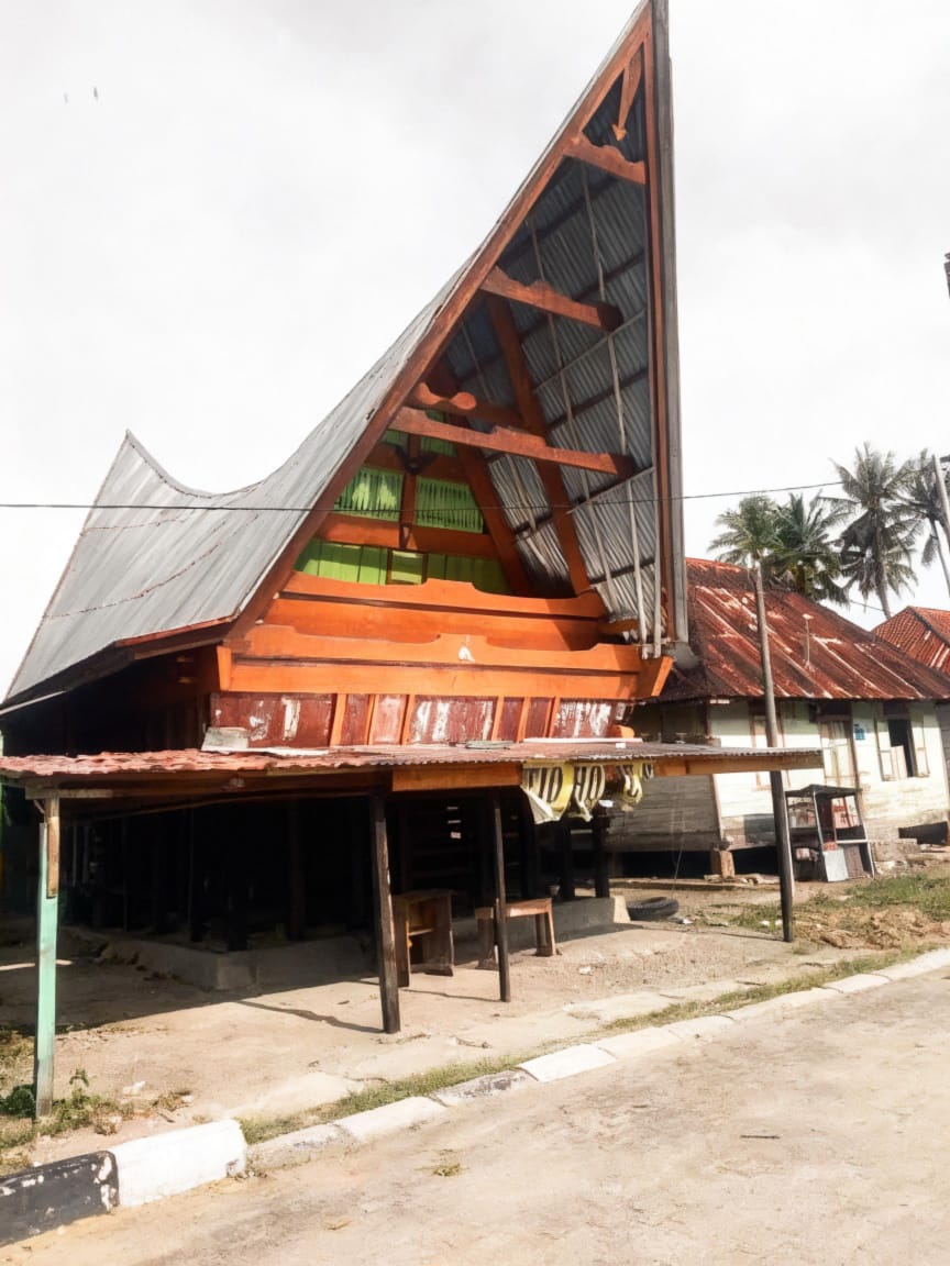 DARWIN SITANGGANG : 1987 METER AREAL LUMBAN SILO DIGUNAKAN UNTUK KANAL TANO PONGGOL PANGURURAN SAMOSIR