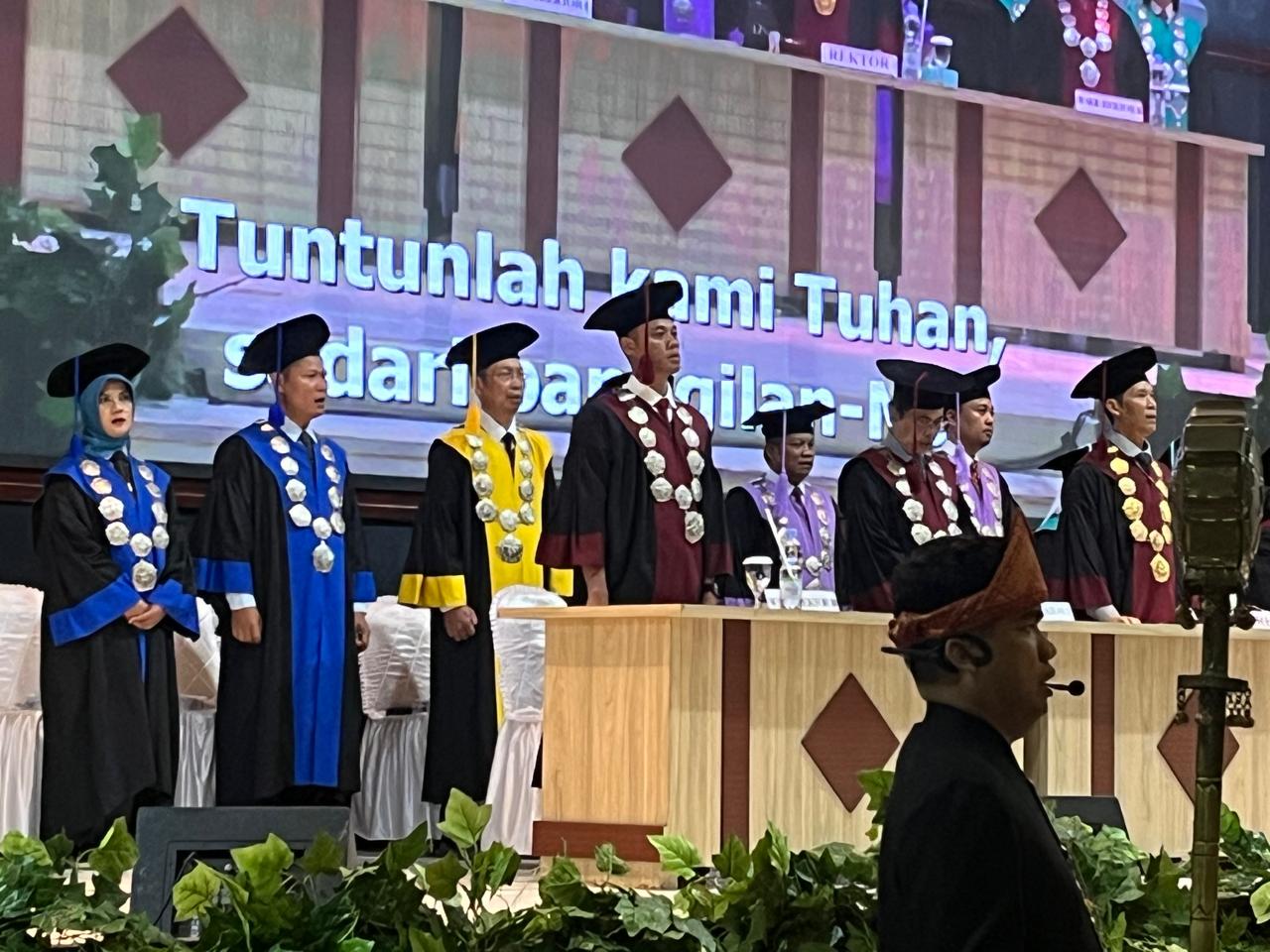 Wisuda XXII Universitas Katolik Musi Charitas: Luluskan 232 Sarjana yang Adaptif di Era Kecerdasan Buatan