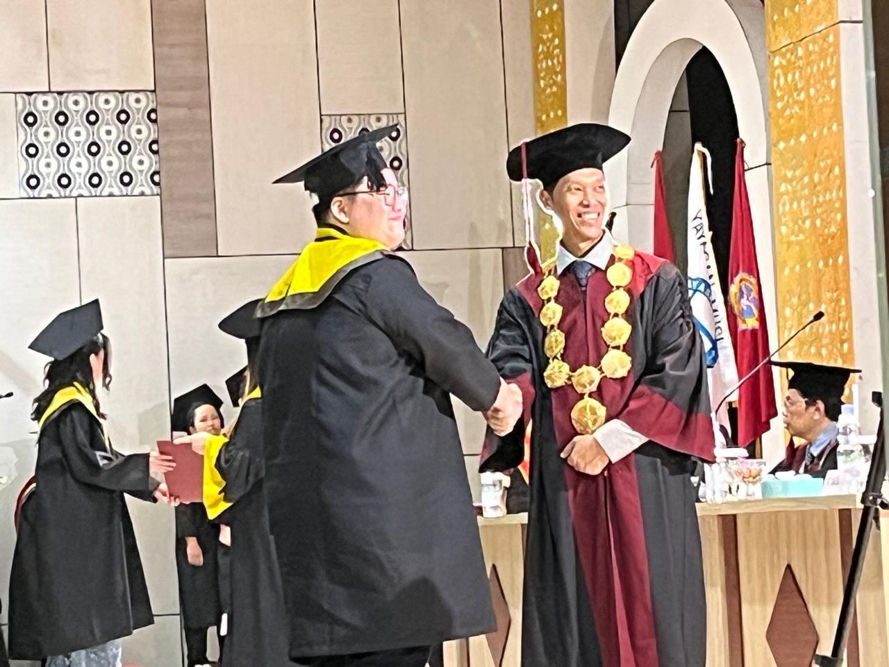 Wisuda XXII Universitas Katolik Musi Charitas: Luluskan 232 Sarjana yang Adaptif di Era Kecerdasan Buatan