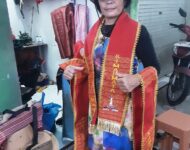 Stola Ulos Karya Dr drh Rotua Wendeilyna Simarmata MSi CMed untuk J SImarmata di Manado
