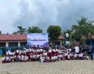Satgas Swasembada Yonif 643/Wns Koops TNI Habema, Turut Peringati Hardiknas Di Sekolah Perbatasan Papua