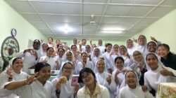 Postulan dan Novis St. Bonaventura Mengikuti Pelatihan Penulisan Doa Sederhana dalam Bahasa Inggris bersama Dosen dan Mahasiswa PBI UKMC