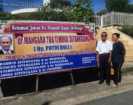 UCAPAN DUKA DARI SYAMSUDDIN SITANGGANG SILO atas  BERPULANGNYA AMANG dr TIMBUL SITANGGANG UPAR