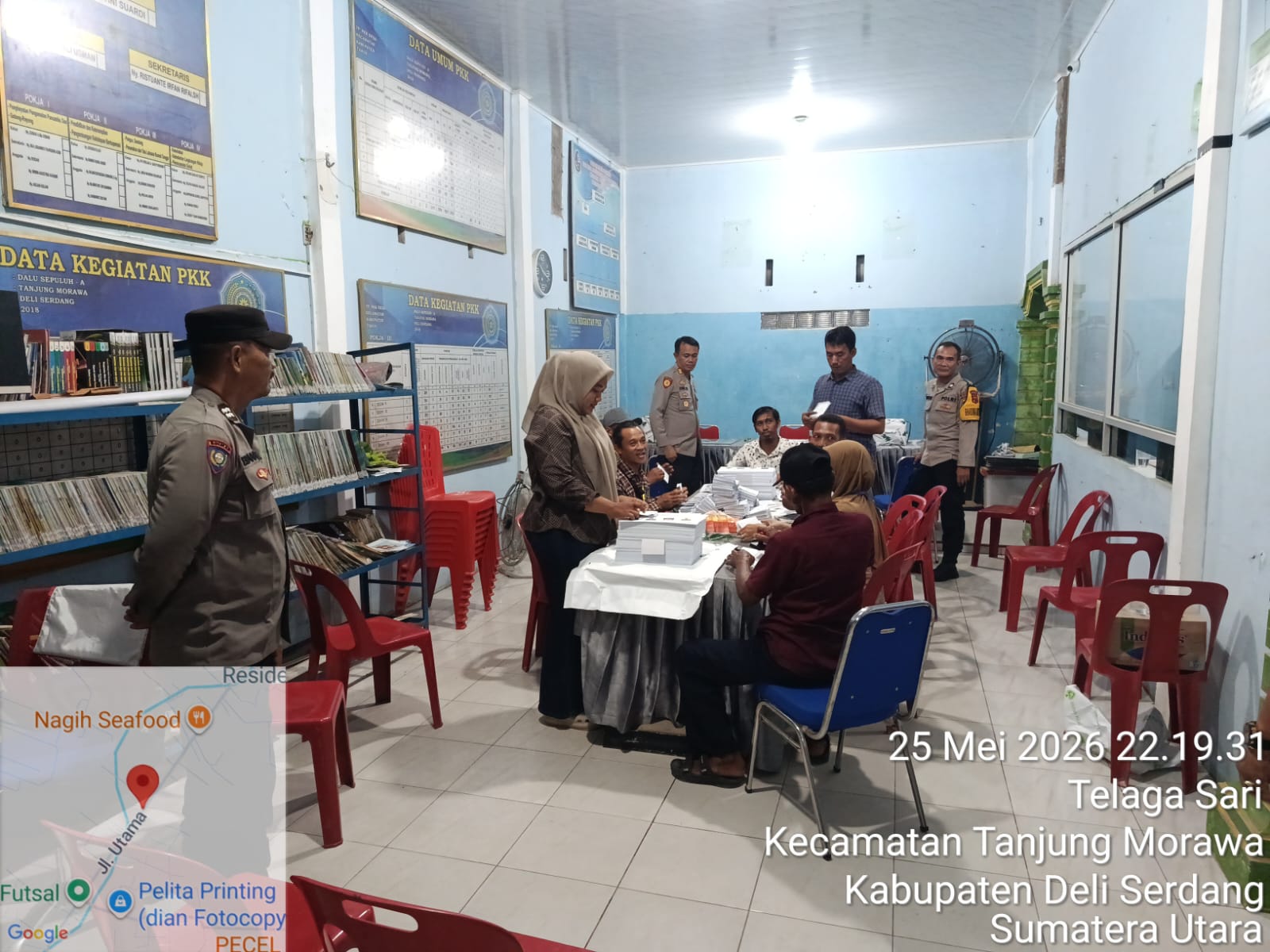 Polsek Tanjung Morawa Kawal Pelipatan Kertas Suara Pilkades Polsek Tanjung Morawa Kawal Pelipatan Kertas Suara Pilkades