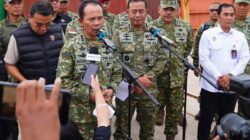 Kasum TNI Letjen TNI Richard Tampubolon selaku Wakil Ketua Pelaksana 1 Satgas Penertiban Kawasan Hutan (PKH) Kasum TNI Letjen TNI Richard Tampubolon selaku Wakil Ketua Pelaksana 1 Satgas Penertiban Kawasan Hutan (PKH)