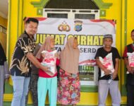 Satres Narkoba Polresta Deli Serdang Gelar Jumat Curhat Dan Berikan Tali Asih Kepada Anak Yatim