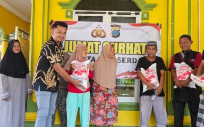 Satres Narkoba Polresta Deli Serdang Gelar Jumat Curhat Dan Berikan Tali Asih Kepada Anak Yatim