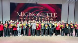 Hampir Seribu Penonton Padati Konser Colours Choir Bertajuk "MIGNONETTE", Sukses Obati Kerinduan Musik di Bumi Sriwijaya Hampir Seribu Penonton Padati Konser Colours Choir Bertajuk "MIGNONETTE", Sukses Obati Kerinduan Musik di Bumi Sriwijaya
