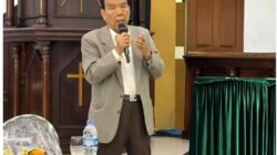 Dr MONANG SIMARMATA SpM Presentasikan PENTAKIT MATA dan ANCAMAN KEBUTAAN pada KONVENT PELAYAN PENUH WAKTU HKBP DISTRIK VIII JAKARTA