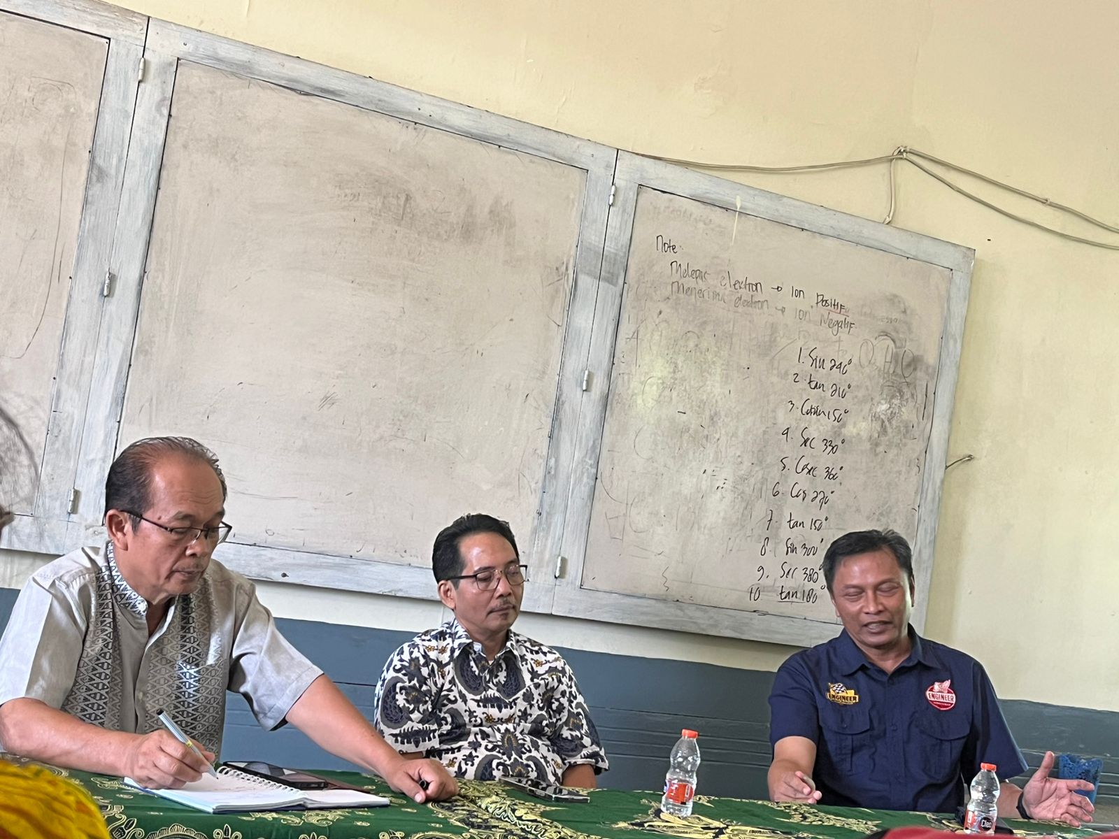 Jawab Tantangan Gen-Z di Era AI: UKMC dan SMA Xaverius 2 Palembang Gagas Akademi Kepemimpinan Berbasis 'Ikigai' Pertama di Indonesia Jawab Tantangan Gen-Z di Era AI: UKMC dan SMA Xaverius 2 Palembang Gagas Akademi Kepemimpinan Berbasis 'Ikigai' Pertama di Indonesia