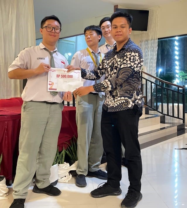 SMA Methodist Pematangsiantar Menjadi Juara 1 LCC KPKM RI 2025 Wilayah VI