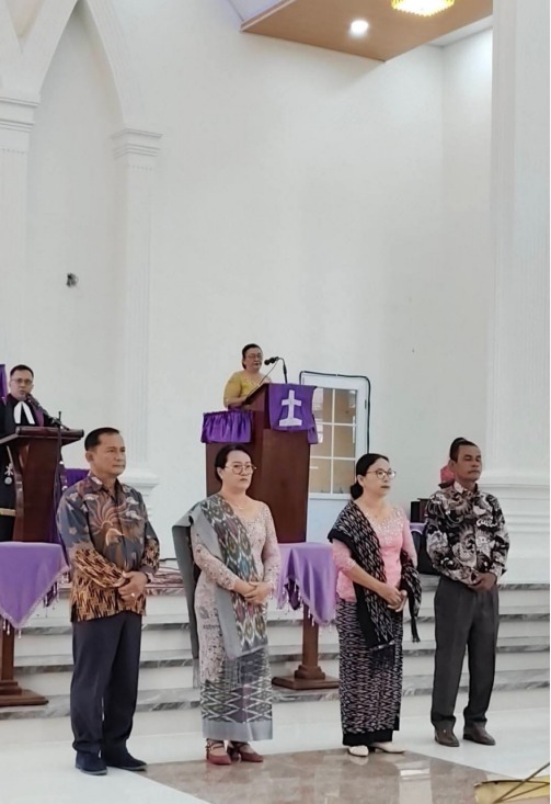 Ketika Terang Menjadi Identitas Hidup