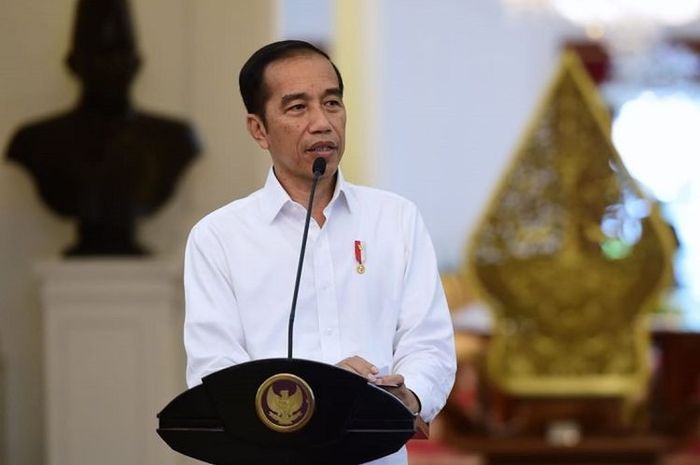 Presiden RI : PPKM Level 4 Diperpanjang hingga 9 Agustus 2021 Presiden RI : PPKM Level 4 Diperpanjang hingga 9 Agustus 2021