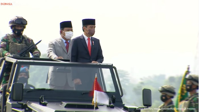 Prabowo yang Tegur Fadli Zon Usai Sindir Jokowi soal Banjir Sintang