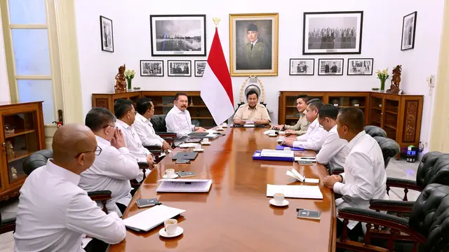 Panggil Jaksa Agung hingga Kepala PPATK, Prabowo Bahas Korupsi dan Perizinan Ilegal