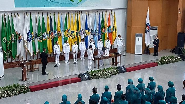 4 Purnawirawan TNI-Polri Ini Dilantik Mendagri Jadi Penjabat Gubernur 4 Purnawirawan TNI-Polri Ini Dilantik Mendagri Jadi Penjabat Gubernur