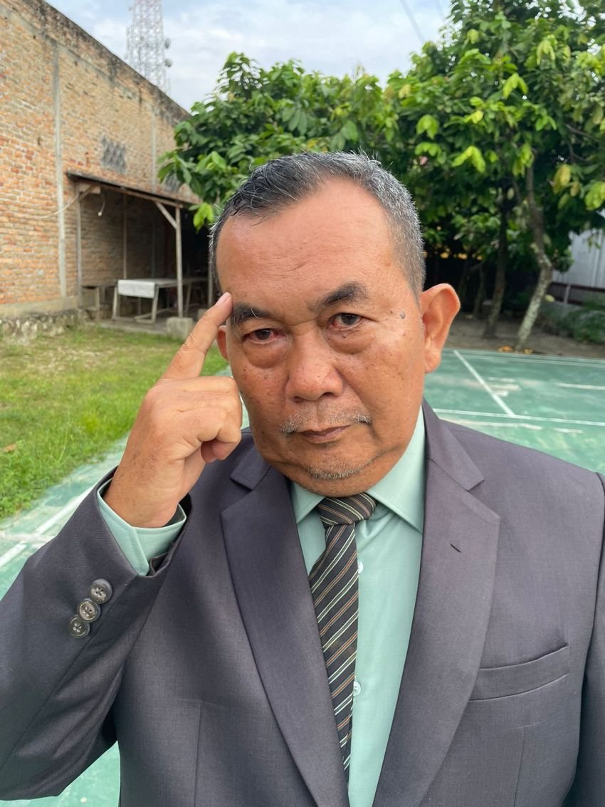 Medan, MPOL -Kordinator Wilayah (Korwil) Pusat Monitoring Politik dan Hukum Indonesia (PMPHI) Sumatera Utara (Sumut), Drs Gandi Parapat menilai pengaduan Abraham Samad dkk ke KPK tidak ada gunannya. Medan, MPOL -Kordinator Wilayah (Korwil) Pusat Monitoring Politik dan Hukum Indonesia (PMPHI) Sumatera Utara (Sumut), Drs Gandi Parapat menilai pengaduan Abraham Samad dkk ke KPK tidak ada gunannya.