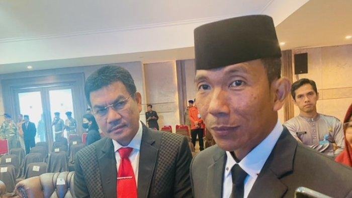 Pj Gubernur Sebut RKUD Pemprov Proses Balik ke Bank Sumsel Babel, Suganda Tegaskan Itu Arahan Pusat Pj Gubernur Sebut RKUD Pemprov Proses Balik ke Bank Sumsel Babel, Suganda Tegaskan Itu Arahan Pusat